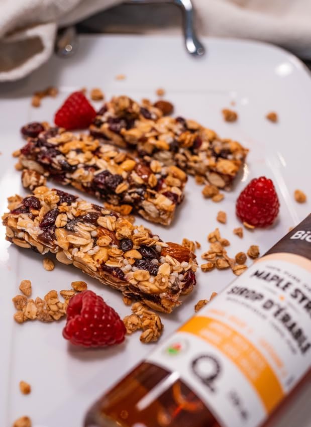 Biod√©lices - Pure Organic Maple Syrup 750ml - Grade A - Amber Rich Taste - Quebec's Finest in Elegant Maple Leaf Bottle - Ideal for Pancakes, Waffles Desserts, Baking Yogurt, Oatmeal & Salad Dressings