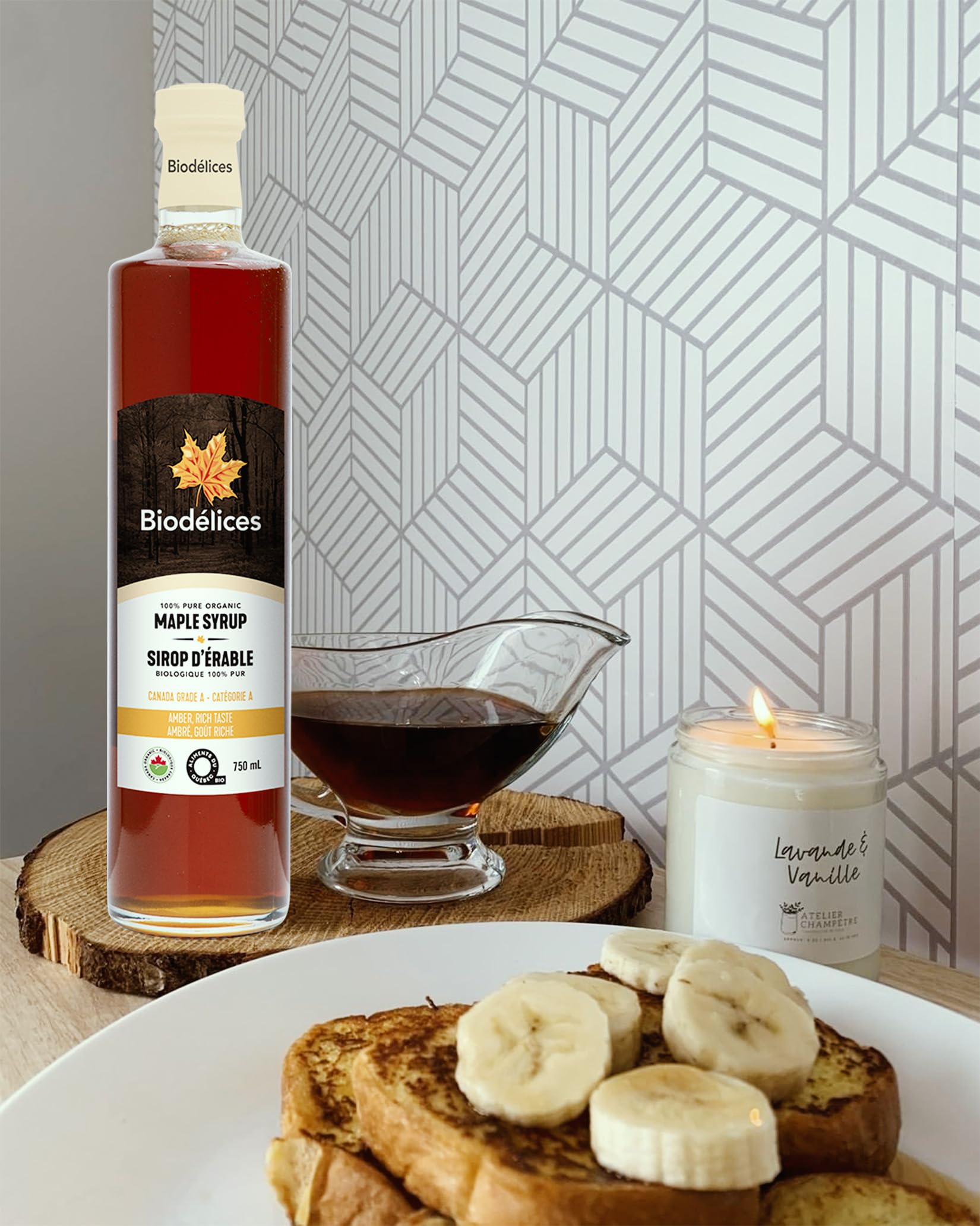 Biod√©lices - Pure Organic Maple Syrup 750ml - Grade A - Amber Rich Taste - Quebec's Finest in Elegant Maple Leaf Bottle - Ideal for Pancakes, Waffles Desserts, Baking Yogurt, Oatmeal & Salad Dressings